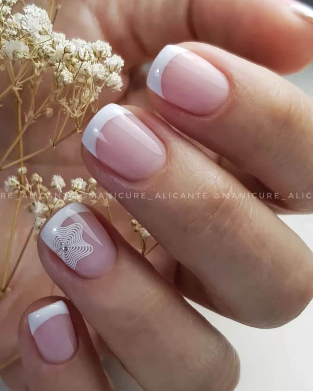 Маникюр, работа 6